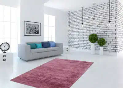 Puderpinker Premium500 Teppich vor Sofa